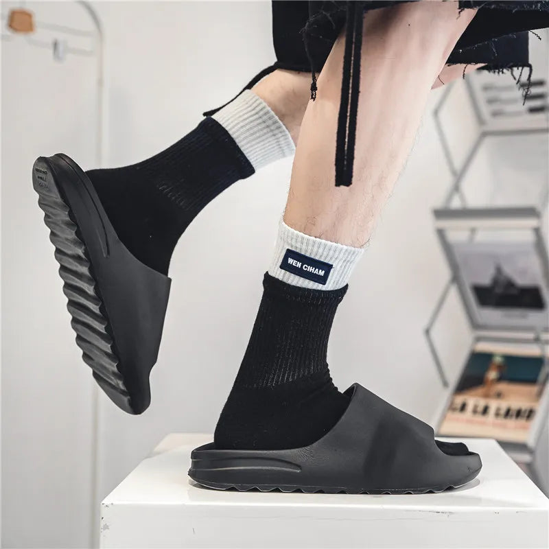 Mens Summer Yeez Slides 2024 Unisex Women House Slippers Indoor Outdoor Beach Sandals